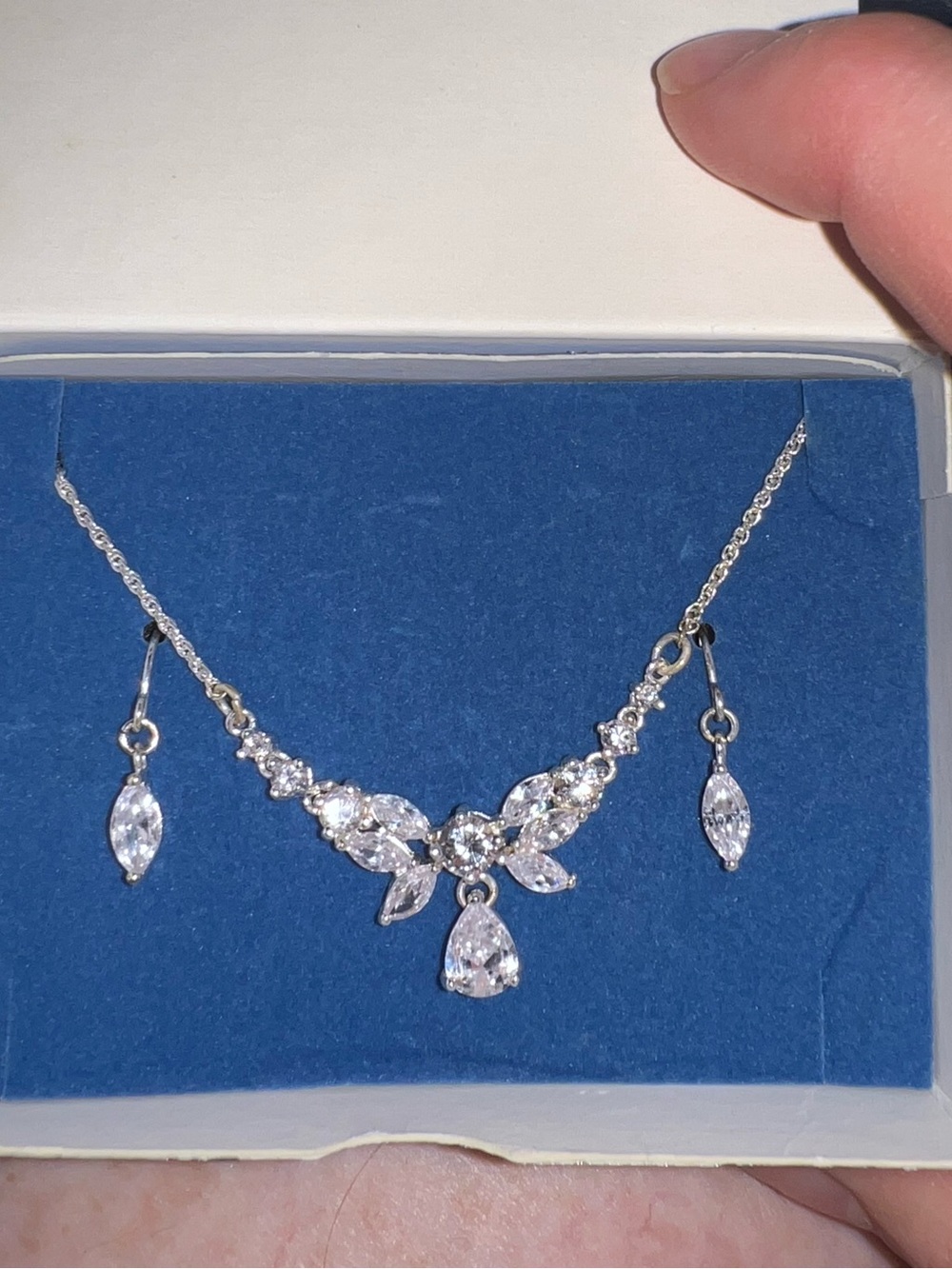 Avon Silver Tone Clear Crystal Pendant Necklace with Dangle Earrings